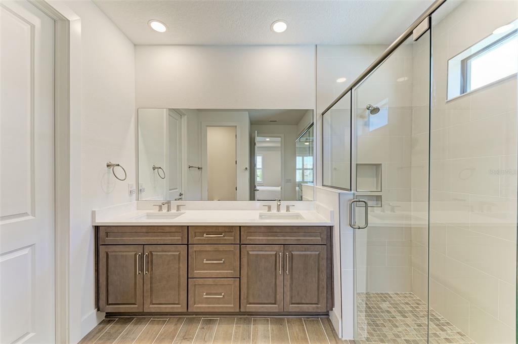 18530 Midsummer Place Venice, FL 34293 - Photo 22 of 99 Gallery Image 22