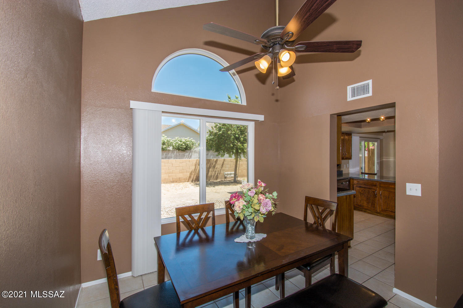 4354 West Bunk House Road Tucson, AZ 85741 - Photo 9 of 44