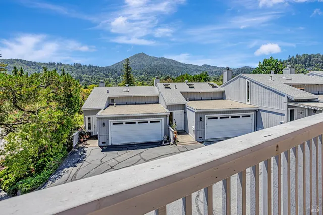 $808,000 | 838 Sir Francis Drake Boulevard, Unit 3, Kentfield, CA 94904