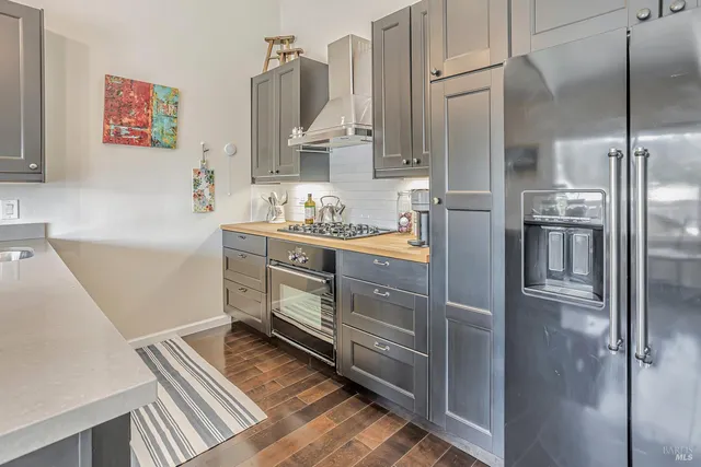 $808,000 | 838 Sir Francis Drake Boulevard, Unit 3, Kentfield, CA 94904