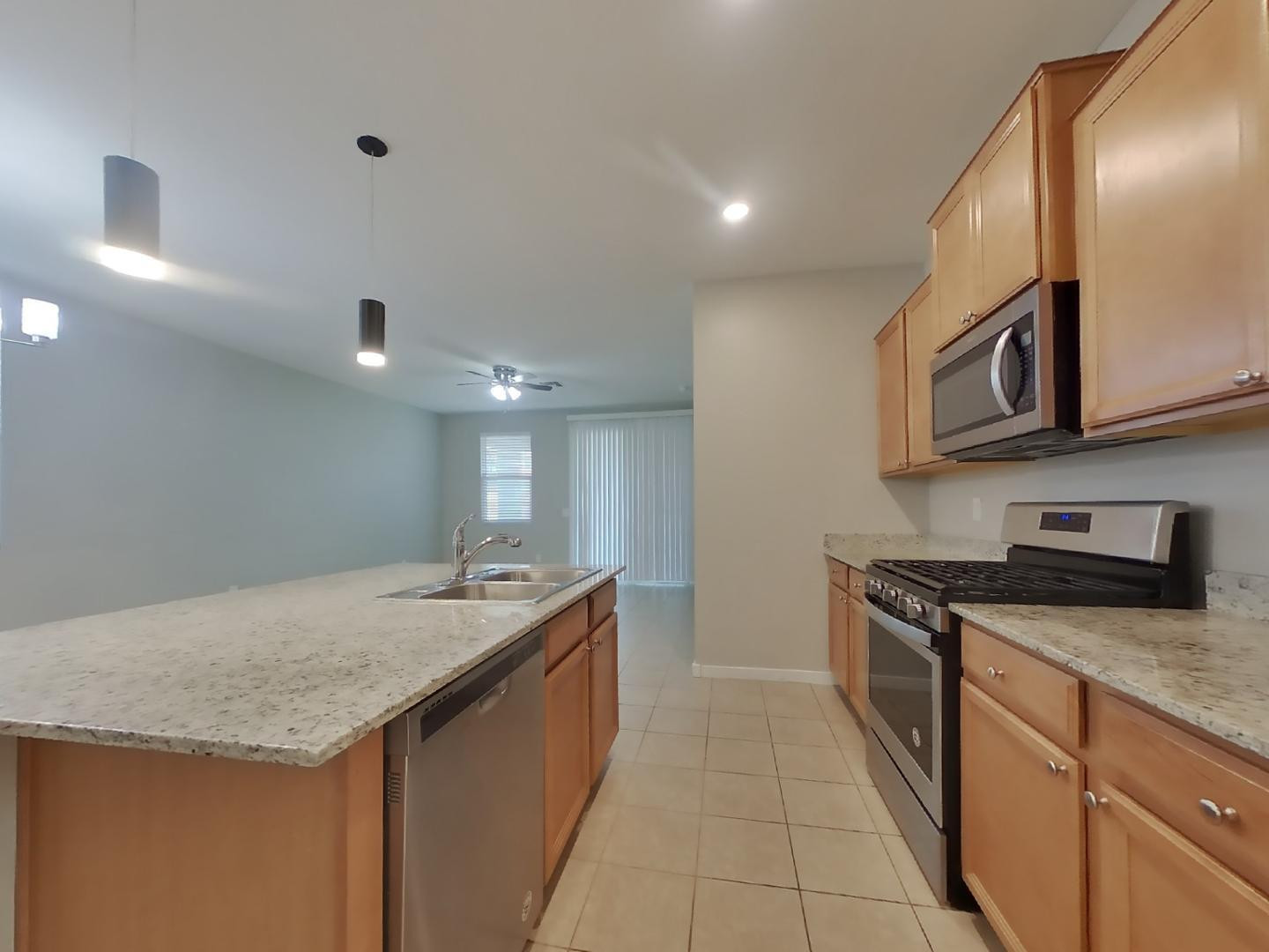 14366 West Pershing Street Surprise, AZ 85379 - Photo 4 of 16 Photo #4