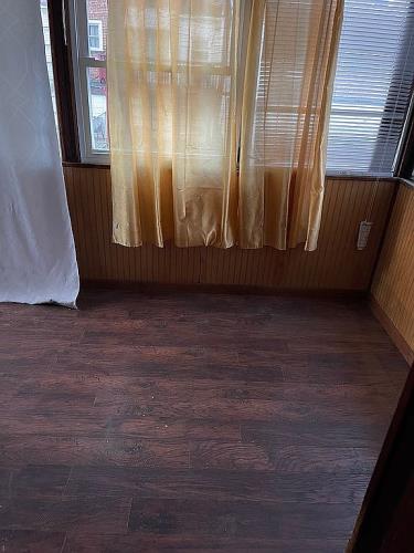 655 Copley Road Upper Darby, PA 19018 - Photo 10 of 16