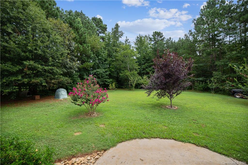 1537 Forest Ridge Drive Stanley, NC 28164 - Photo 5 of 29 Gallery Image 5