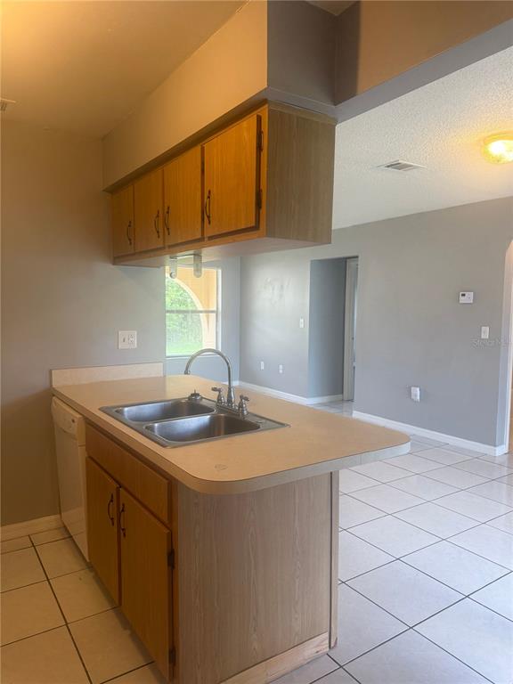 627 Bittern Court, Unit B Kissimmee, FL 34759 - Photo 10 of 23