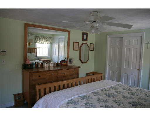 17 Whitewood Road Milford, MA 01757 - Photo 17 of 23 Gallery Image 17