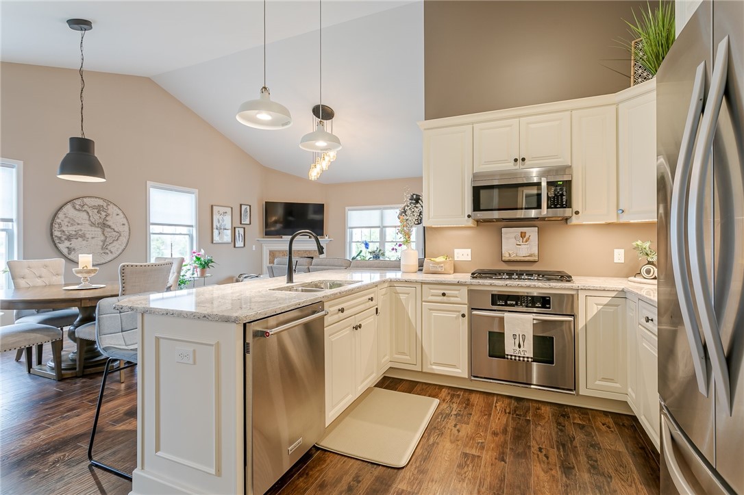 236 Bretlyn Circle Brighton, NY 14618 - Photo 10 of 30