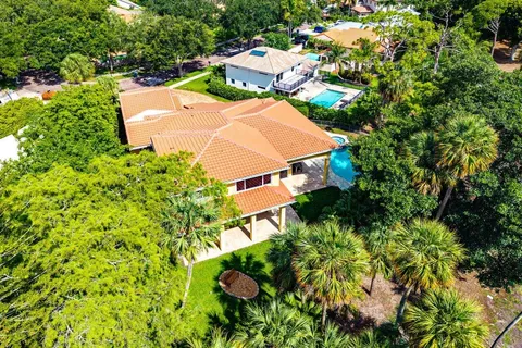 $2,350,000 | 6541 Timber Lane, Boca Raton, FL 33433