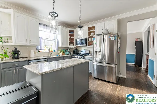 $599,900 | 585 Adams Street, Easton, PA 18040