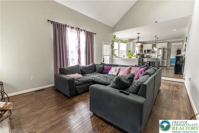 $599,900 | 585 Adams Street, Easton, PA 18040