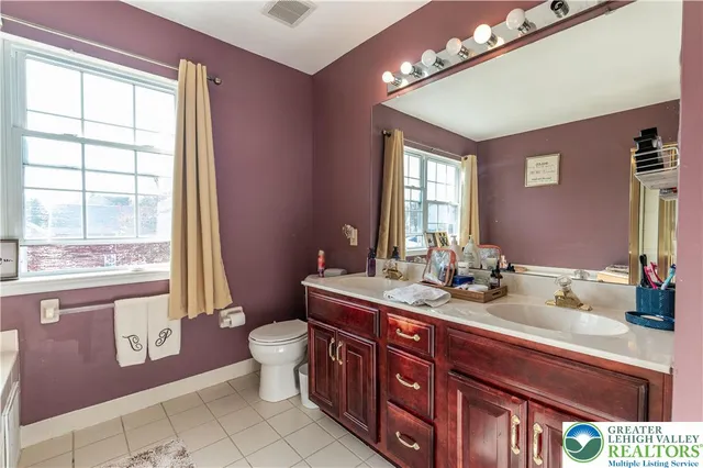 $599,900 | 585 Adams Street, Easton, PA 18040