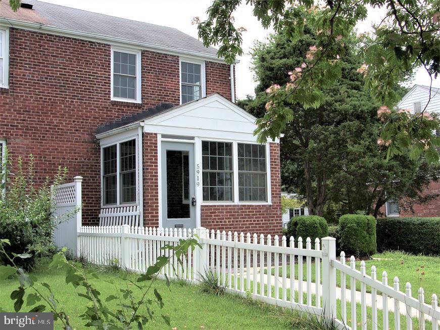 5919 Williamsburg Road Alexandria, VA 22303 - Photo 13 of 40