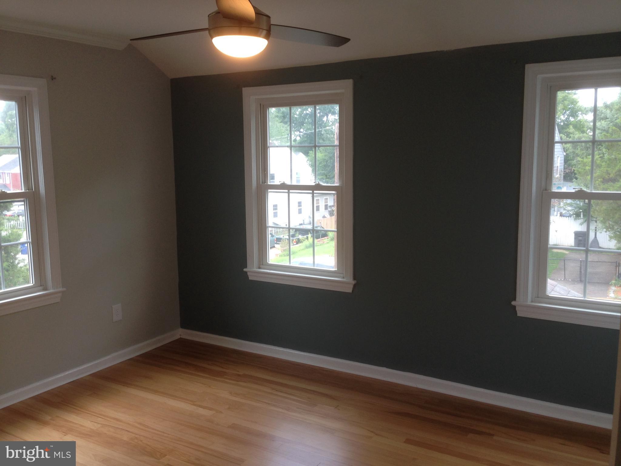 5919 Williamsburg Road Alexandria, VA 22303 - Photo 29 of 40 Bedroom 1