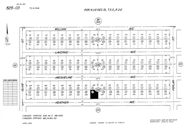 a black and white photo of a black and white photo