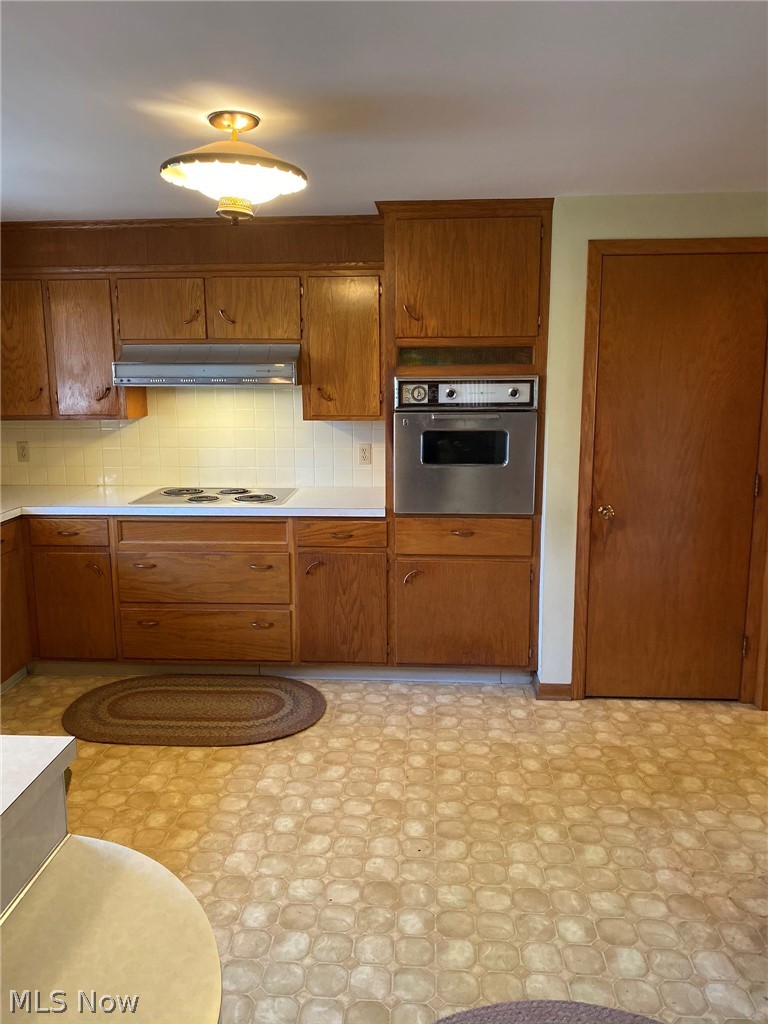 9035 Cumberland Road Southwest Bowerston, OH 44695 - Photo 6 of 14 Gallery Image 6