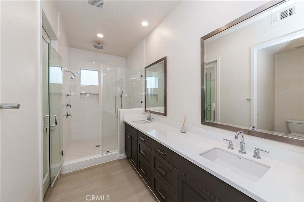 191 Frame Irvine, CA 92618 - Photo 18 of 38