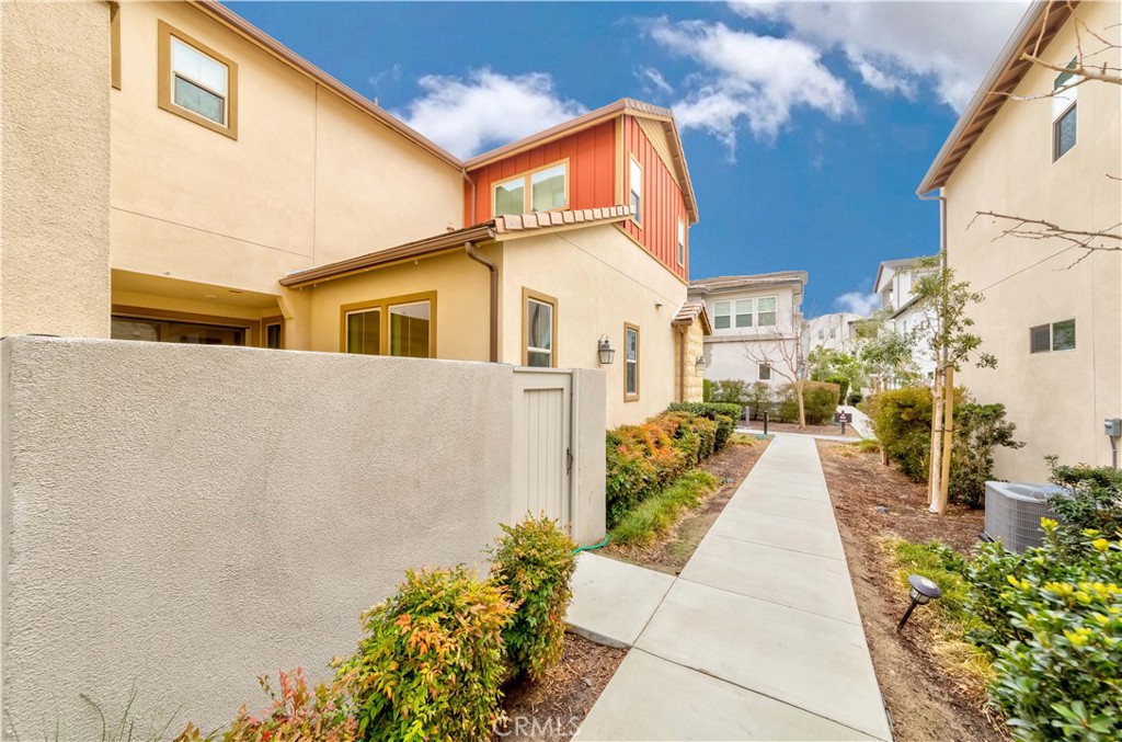 191 Frame Irvine, CA 92618 - Photo 33 of 38