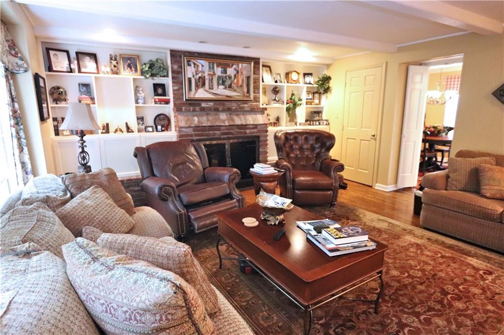 645 Harrogate Road Pittsburgh, PA 15241 - Photo 14 of 25 Gallery Image 14