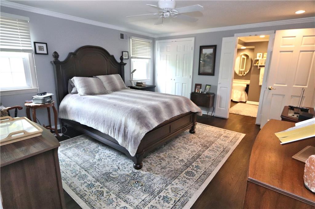 645 Harrogate Road Pittsburgh, PA 15241 - Photo 16 of 25 Gallery Image 16