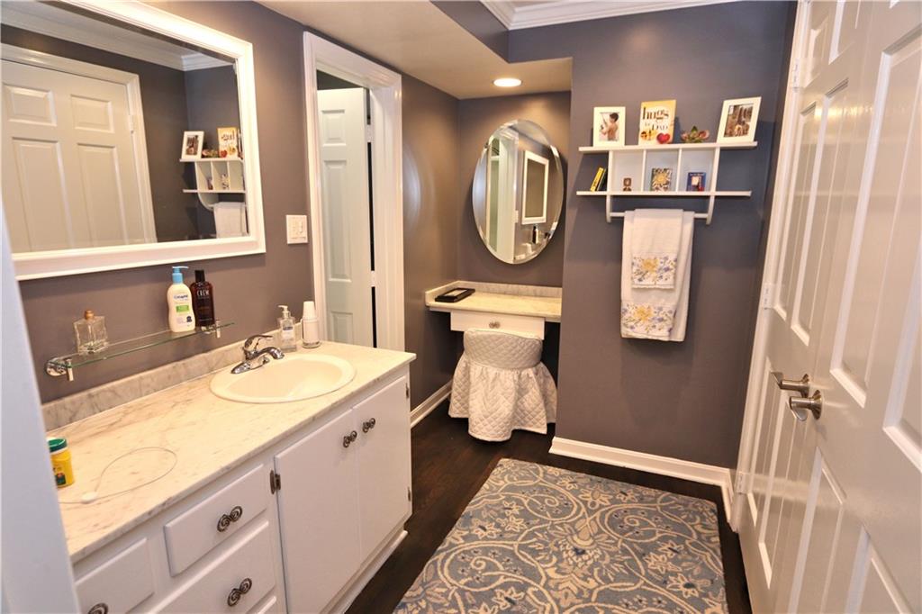 645 Harrogate Road Pittsburgh, PA 15241 - Photo 18 of 25 Gallery Image 18