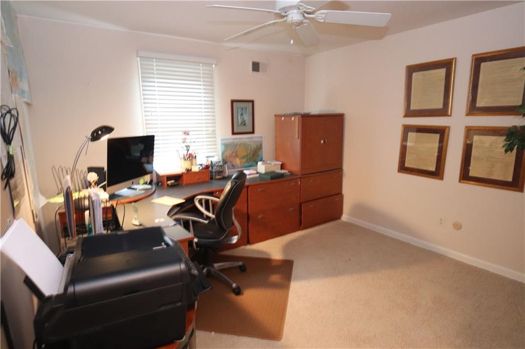 645 Harrogate Road Pittsburgh, PA 15241 - Photo 20 of 25 Gallery Image 20