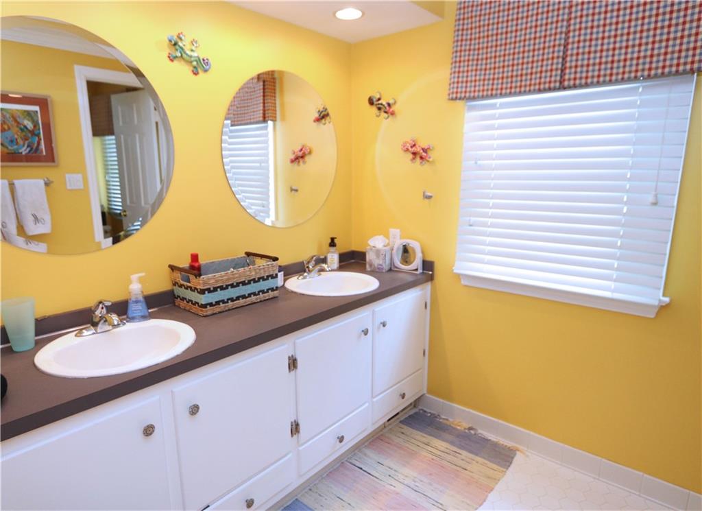 645 Harrogate Road Pittsburgh, PA 15241 - Photo 21 of 25 Gallery Image 21