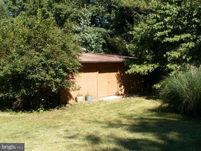14621 Peach Orchard Road Silver Spring, MD 20905 - Photo 12 of 15 Shed