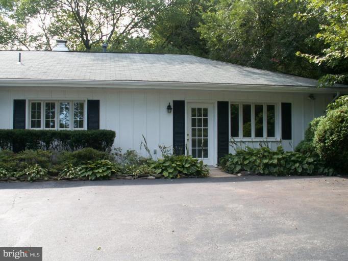 14621 Peach Orchard Road Silver Spring, MD 20905 - Photo 15 of 15 In-Law Suite Entrance