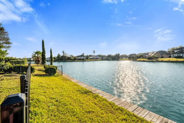 $2,600 | 6706 Portuguese Bend Drive, Missouri City, TX 77459