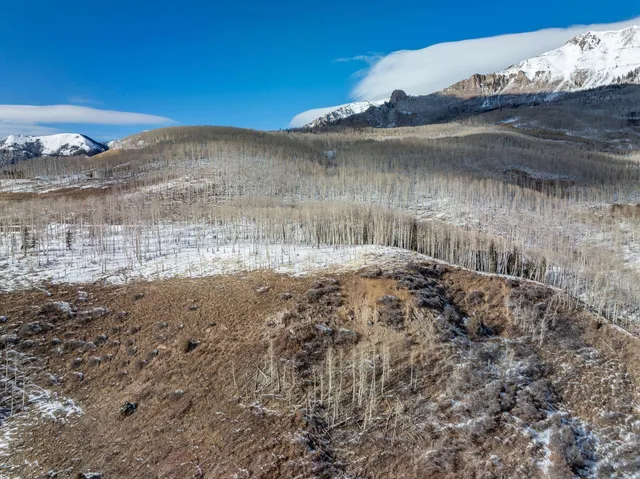 a view of a lake view