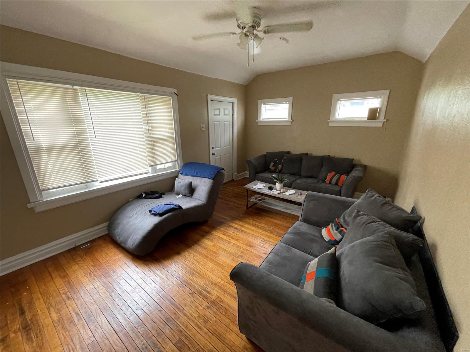 3403 Wismer Road St. Ann, MO 63074 - Photo 2 of 26 Gallery Image 2