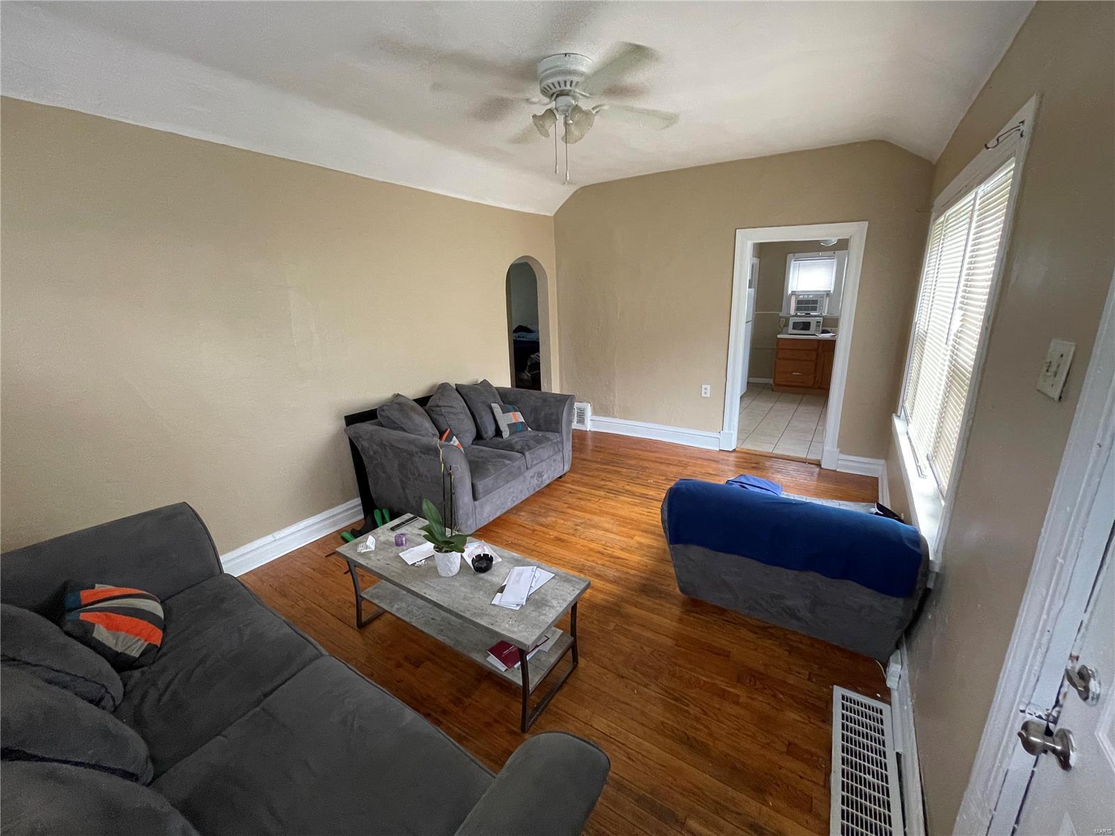3403 Wismer Road St. Ann, MO 63074 - Photo 3 of 26 Gallery Image 3