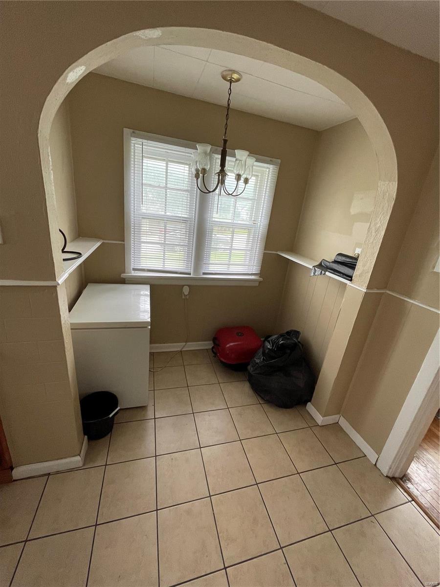 3403 Wismer Road St. Ann, MO 63074 - Photo 7 of 26 Gallery Image 7