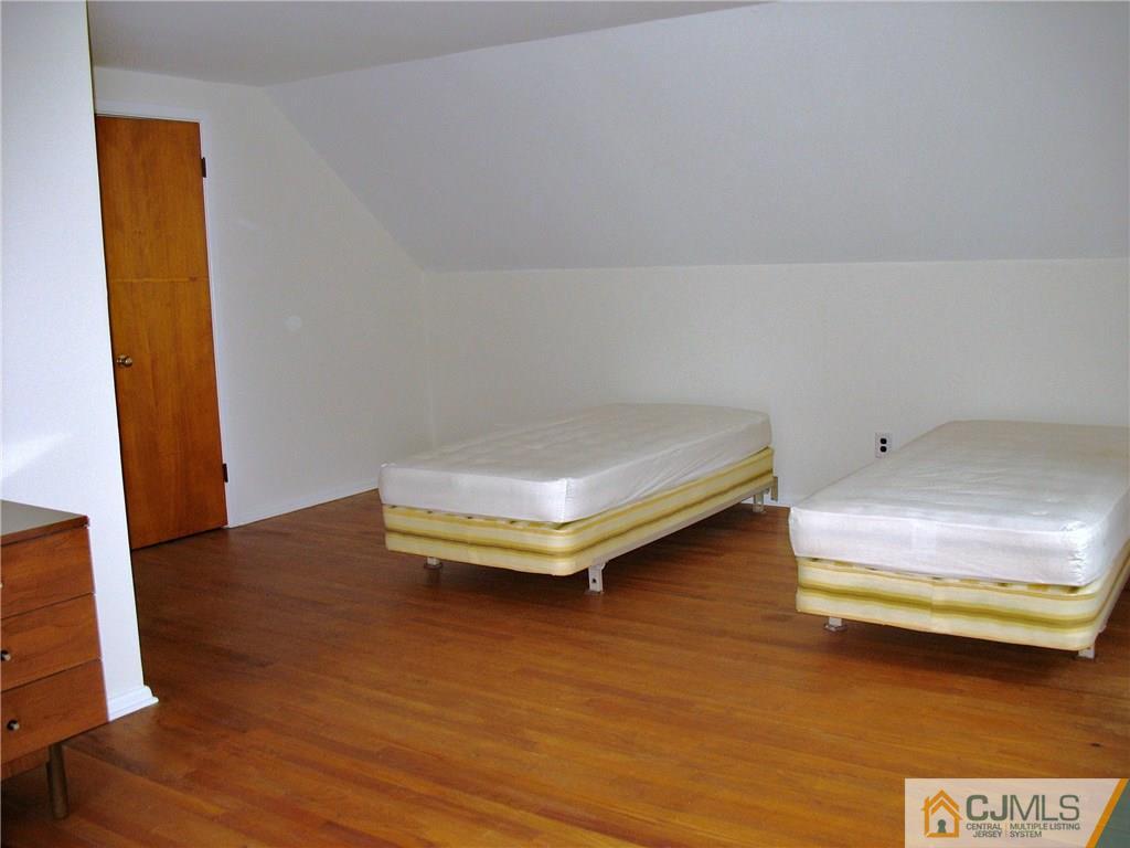17 Overbrook Road Piscataway, NJ 08854 - Photo 11 of 19 Gallery Image 11