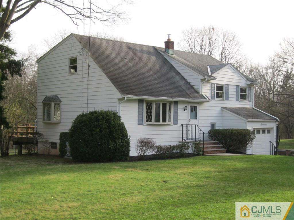 17 Overbrook Road Piscataway, NJ 08854 - Photo 3 of 19 Gallery Image 3
