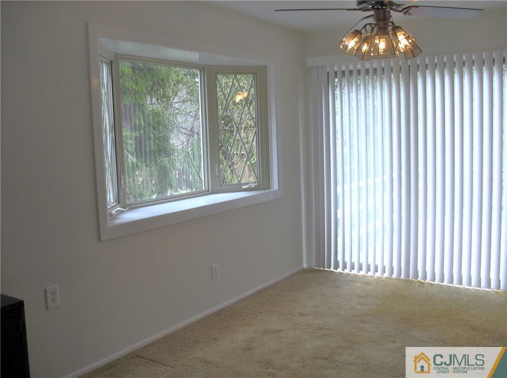 17 Overbrook Road Piscataway, NJ 08854 - Photo 6 of 19 Gallery Image 6