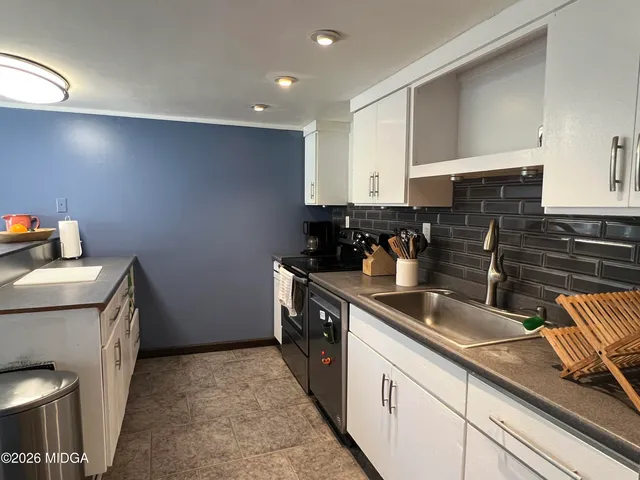 $1,500 | 620 Laverne Place, Macon, GA 31204