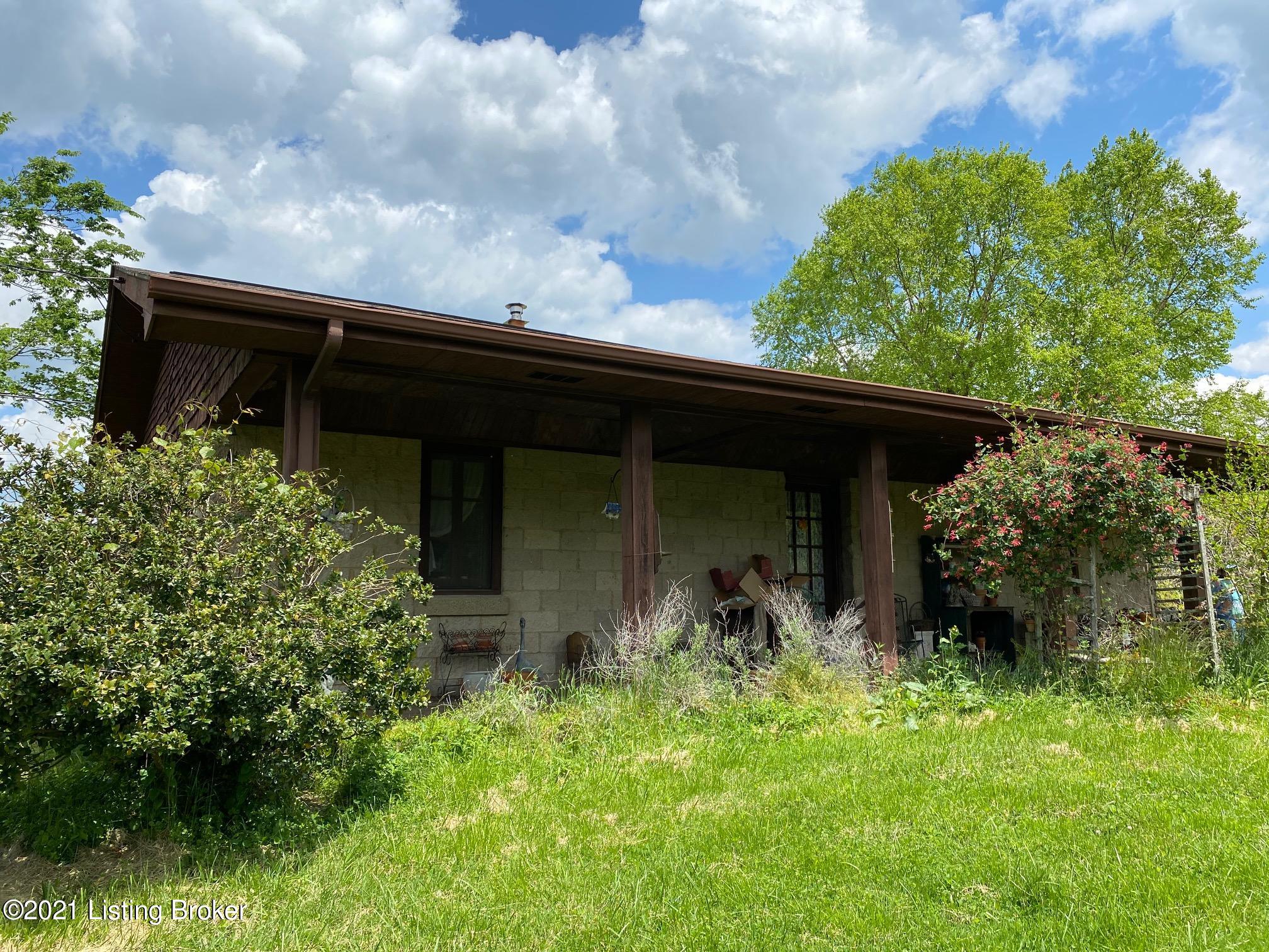 90 Matthew Young Road Waddy, KY 40076 - Photo 9 of 9 IMG_2204
