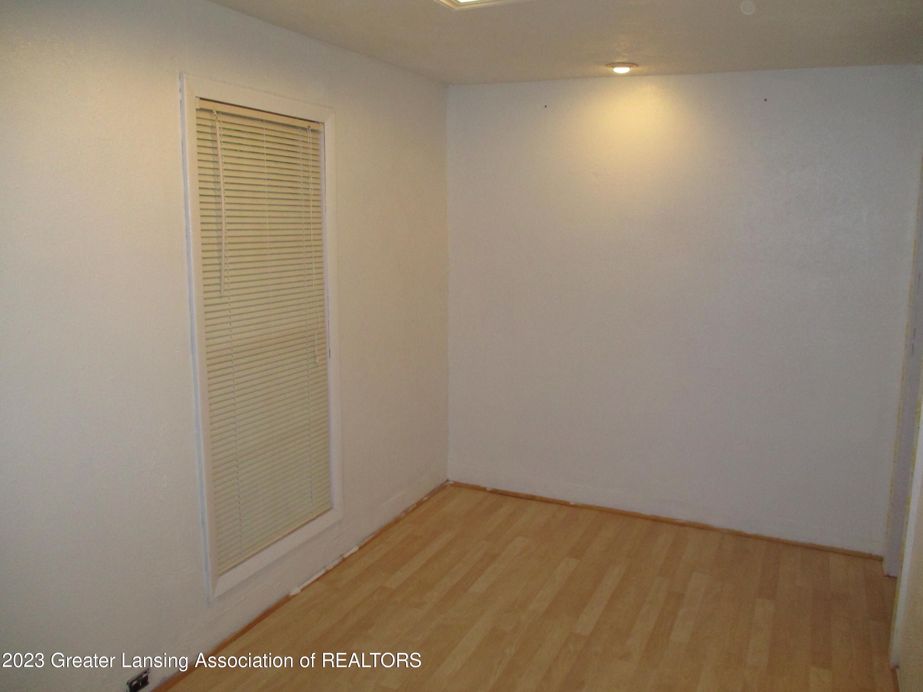 447 South Cochran Road Charlotte, MI 48813 - Photo 13 of 25 IMG_1377