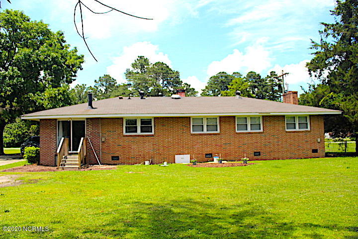 2009 Leggett Road Rocky Mount, NC 27801 - Photo 4 of 23 IMG_0820