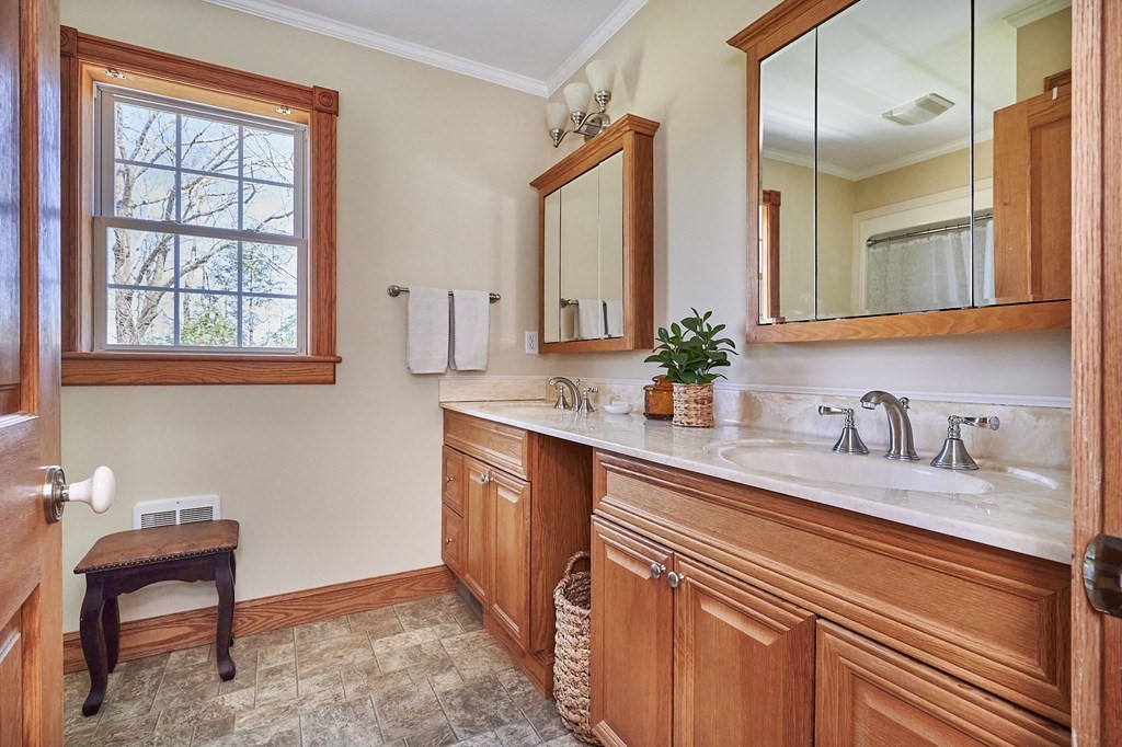 38 Linseed Road Hatfield, MA 01088 - Photo 22 of 42