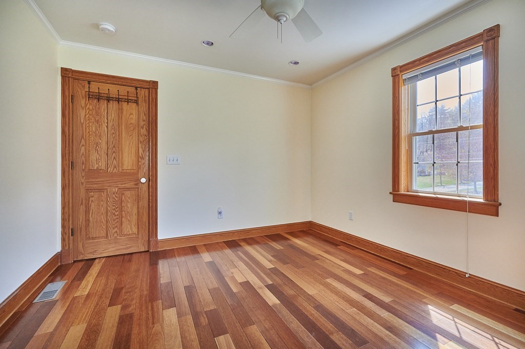 38 Linseed Road Hatfield, MA 01088 - Photo 26 of 42
