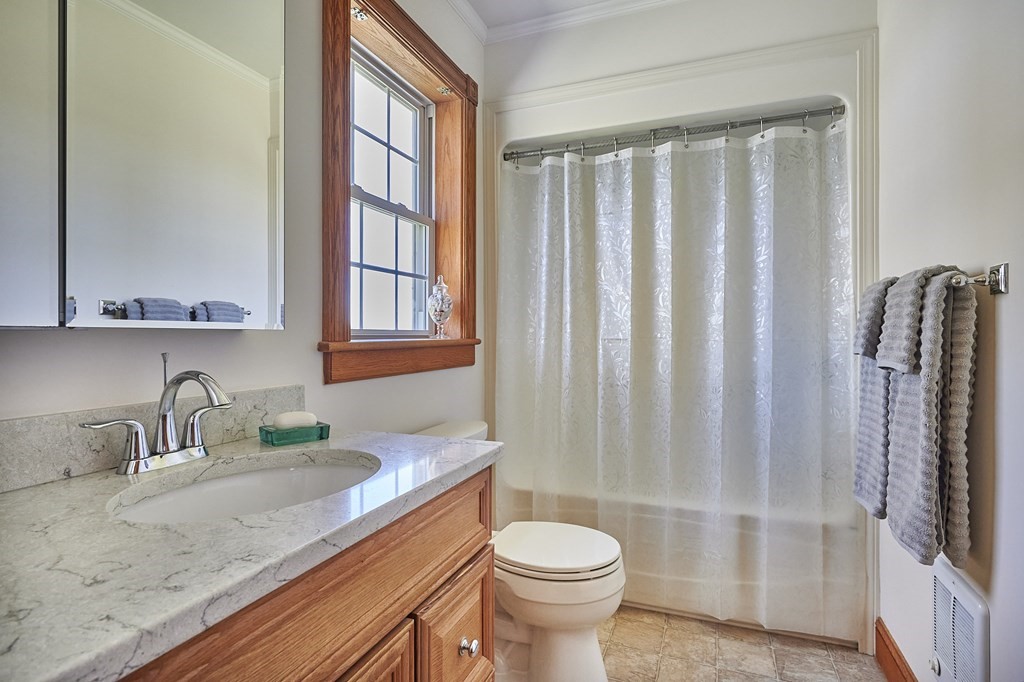 38 Linseed Road Hatfield, MA 01088 - Photo 27 of 42