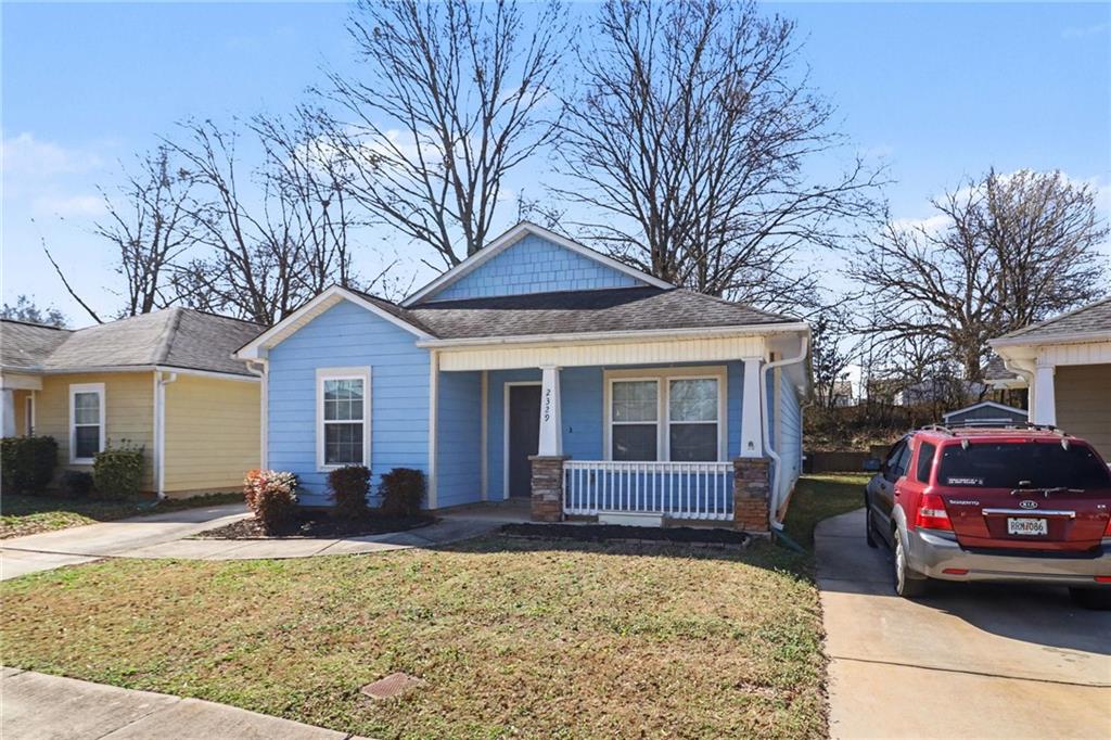 2329 Glebe Court Hampton, GA 30228 - Photo 2 of 20