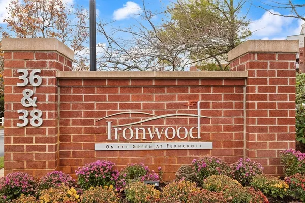 $565,000 | 38 Village Middleton Ma, Unit 201, Middleton, MA 01949
