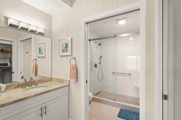 $565,000 | 38 Village Middleton Ma, Unit 201, Middleton, MA 01949