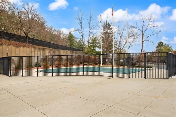 $565,000 | 38 Village Middleton Ma, Unit 201, Middleton, MA 01949