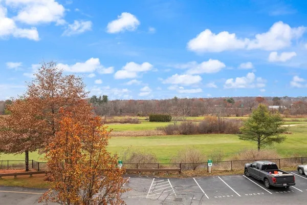 $565,000 | 38 Village Middleton Ma, Unit 201, Middleton, MA 01949