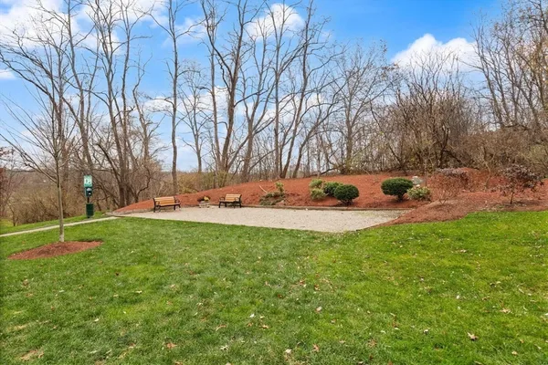 $565,000 | 38 Village Middleton Ma, Unit 201, Middleton, MA 01949