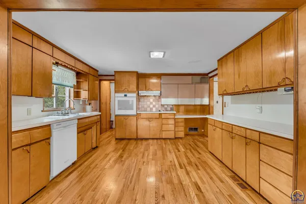 $285,000 | 3803 Northwest Wilder Road, Topeka, KS 66617