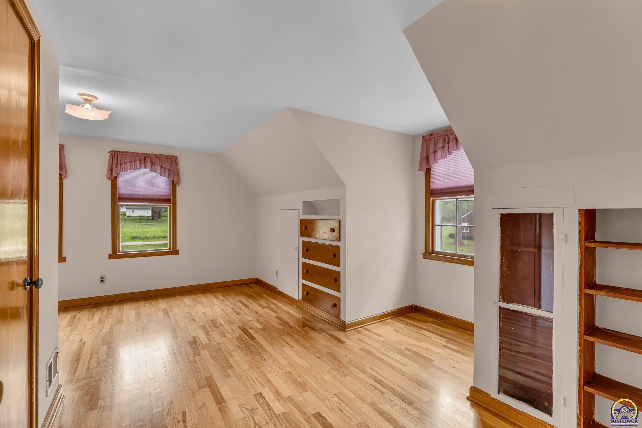 3803 Northwest Wilder Road Topeka, KS 66617 - Photo 35 of 40